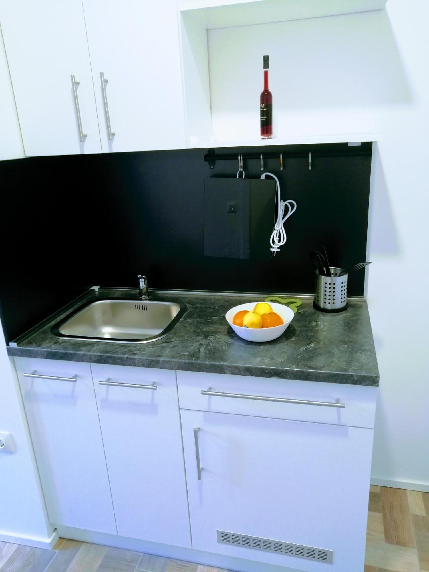 Pula Center - Studio Apartments Luaran gambar