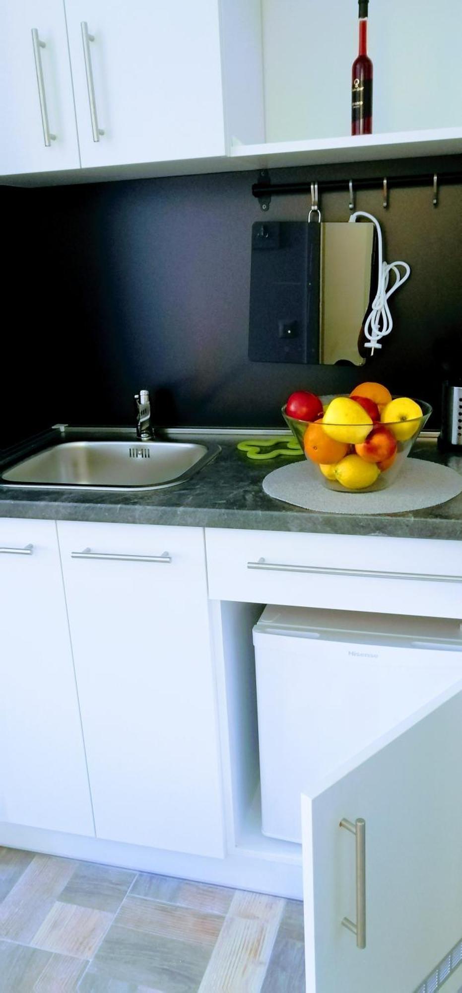 Pula Center - Studio Apartments Luaran gambar